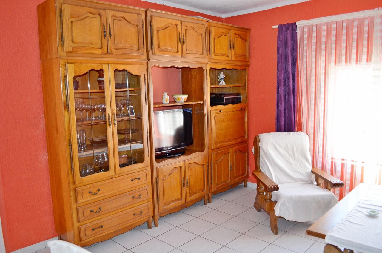 Apartments Vodice Marica Bagian luar foto